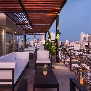Oz Luxury **** Cartagena